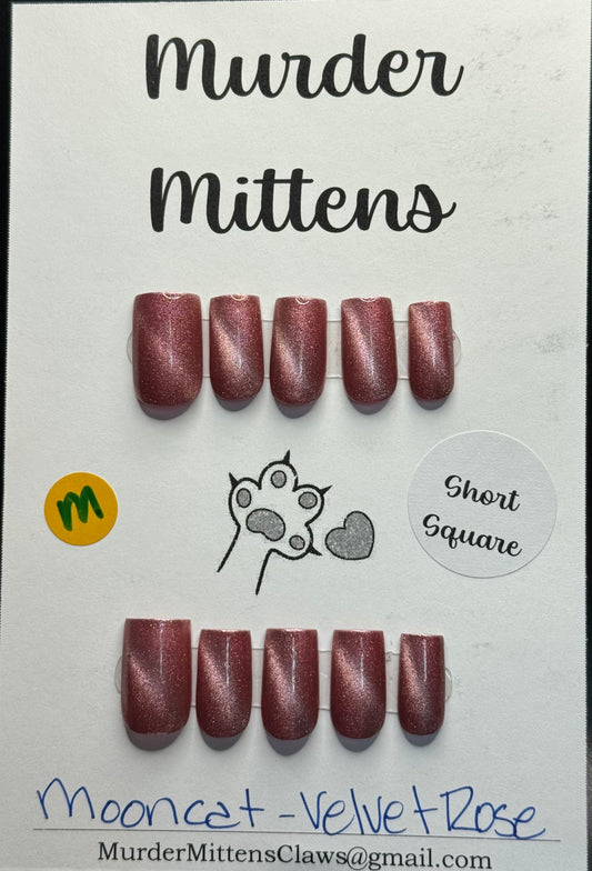 Mooncat - Velvet Rose (magnetic), press-on nails